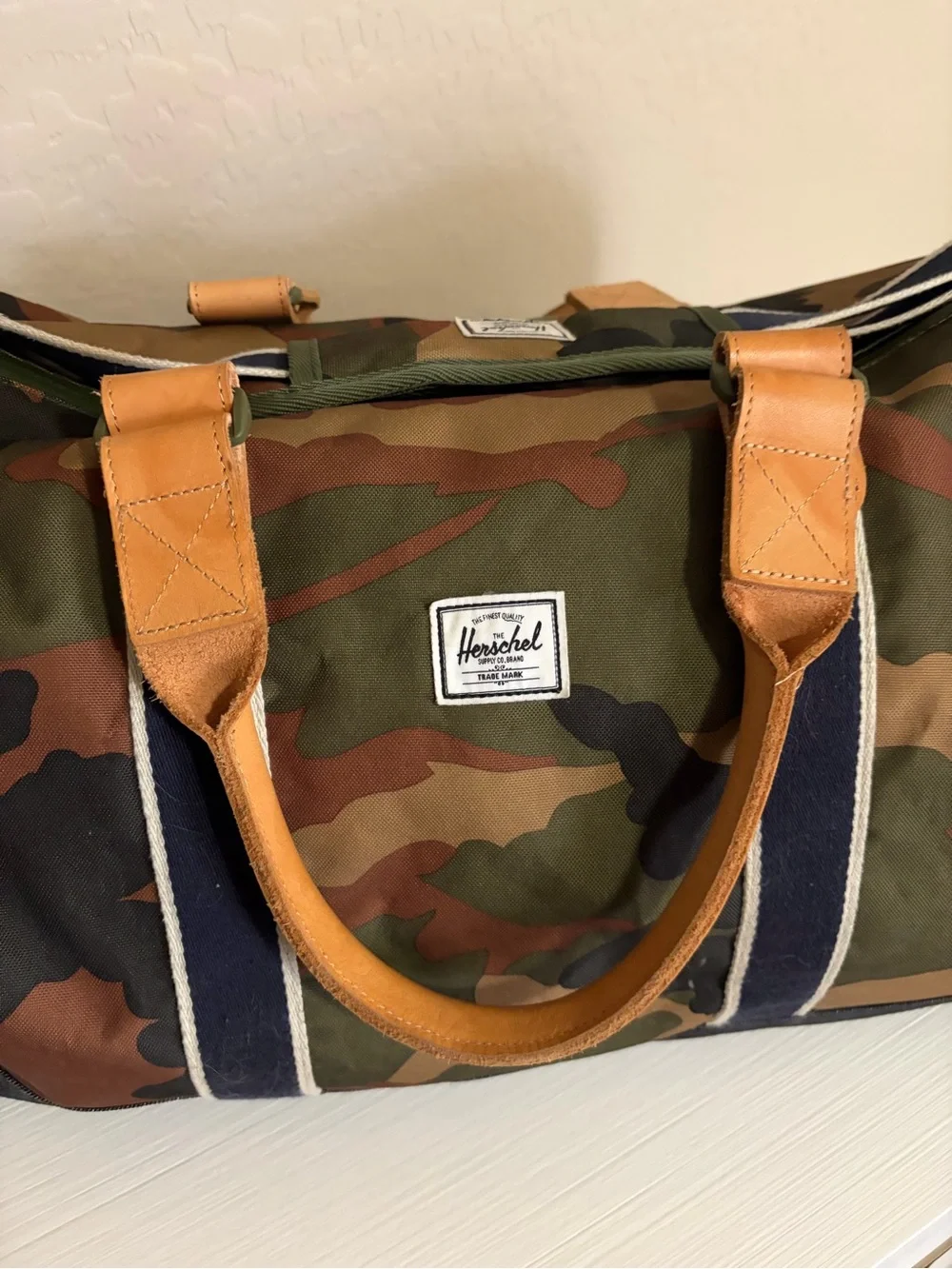 ✈️Unisex Herschel Supply Co. Camouflage Travel Duffel Carry On Weekend bag ✈️